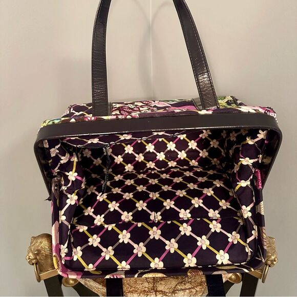 Vera Bradley Floral Nightingala Shoulder Bag. - Picture 5 of 8
